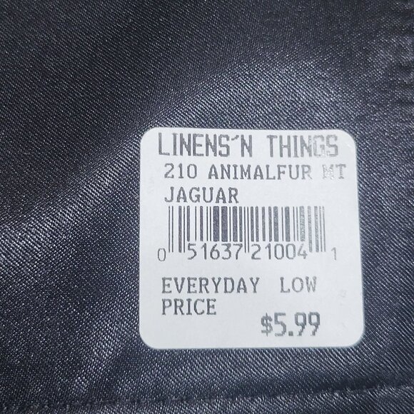 Linens N Things Jaguar Placemat Set of 2 - Picture 6 of 11